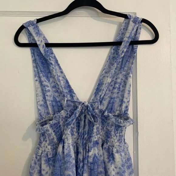 Saylor Ruffle Dress - Size Medium - Picture 7 of 10